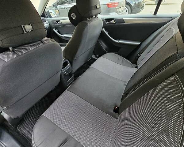 Сірий Фольксваген Джетта, об'ємом двигуна 1.4 л та пробігом 80 тис. км за 10499 $, фото 33 на Automoto.ua