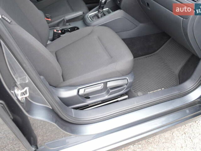 Серый Фольксваген Джетта, объемом двигателя 1.4 л и пробегом 110 тыс. км за 12800 $, фото 19 на Automoto.ua