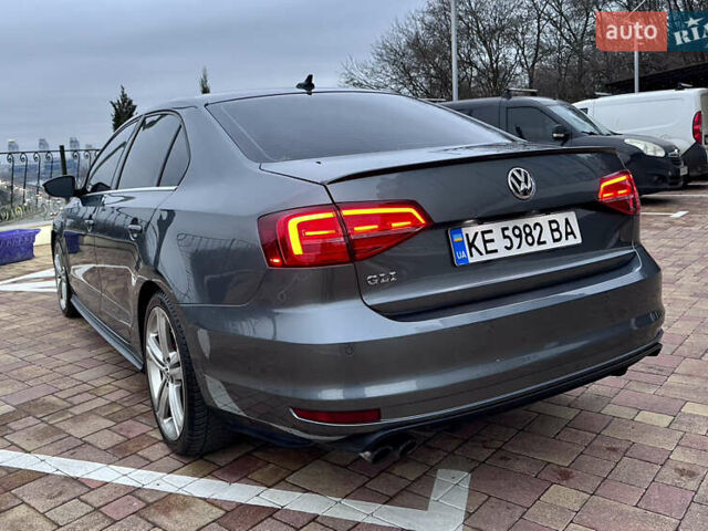 Серый Фольксваген Джетта, объемом двигателя 2 л и пробегом 188 тыс. км за 14500 $, фото 14 на Automoto.ua