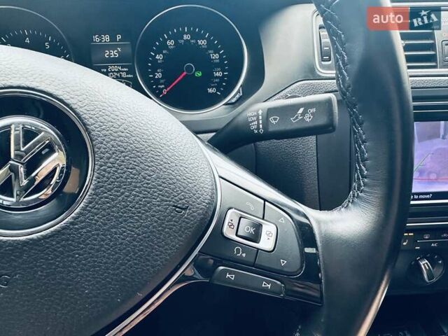 Фольксваген Джетта 2016 в Днепре (Днепропетровске) на Automoto.ua Серый Фольксваген Джетта, объемом двигателя 1.39 л и пробегом 160 тыс. км за 10900 $, фото 33 на Automoto.ua