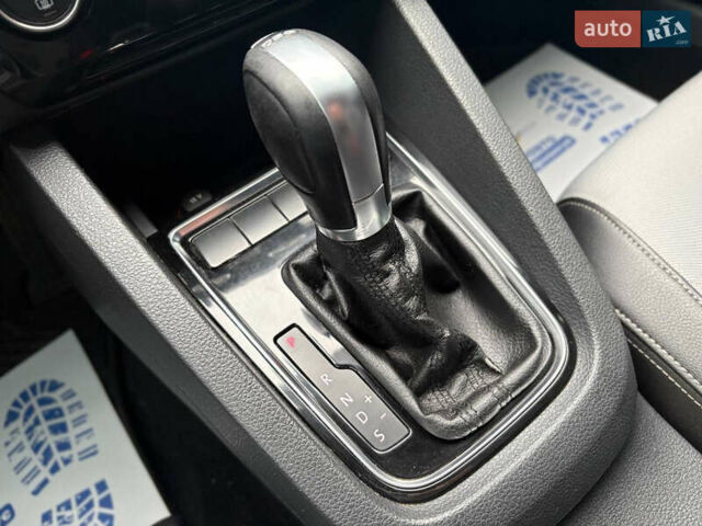 Серый Фольксваген Джетта, объемом двигателя 1.6 л и пробегом 190 тыс. км за 12500 $, фото 13 на Automoto.ua