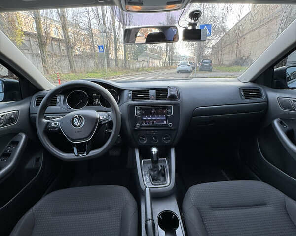 Сірий Фольксваген Джетта, об'ємом двигуна 1.4 л та пробігом 118 тис. км за 9200 $, фото 9 на Automoto.ua