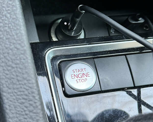 Серый Фольксваген Джетта, объемом двигателя 1.8 л и пробегом 119 тыс. км за 12000 $, фото 15 на Automoto.ua