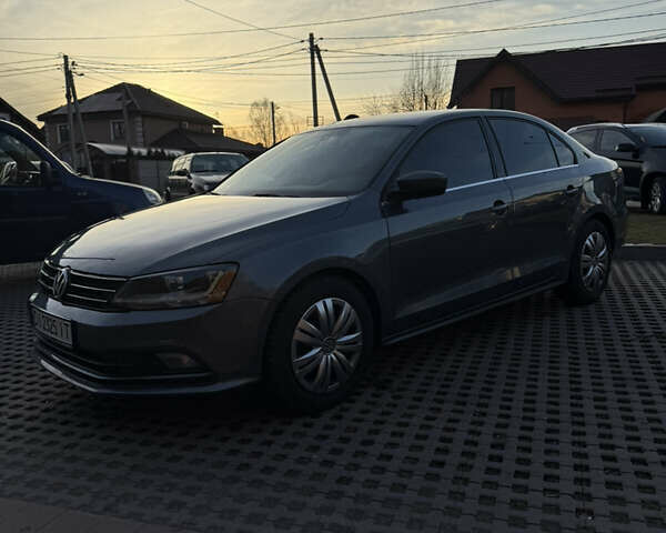 Сірий Фольксваген Джетта, об'ємом двигуна 1.39 л та пробігом 160 тис. км за 8300 $, фото 3 на Automoto.ua
