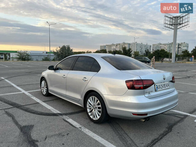 Сірий Фольксваген Джетта, об'ємом двигуна 1.8 л та пробігом 164 тис. км за 12000 $, фото 7 на Automoto.ua