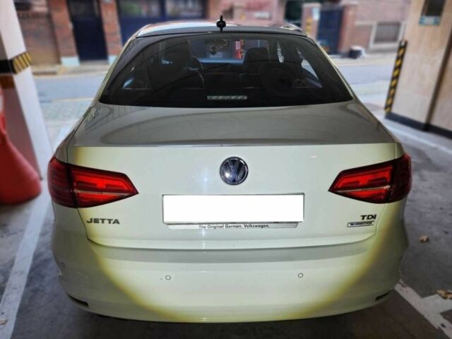 Серый Фольксваген Джетта, объемом двигателя 2 л и пробегом 85 тыс. км за 12500 $, фото 1 на Automoto.ua