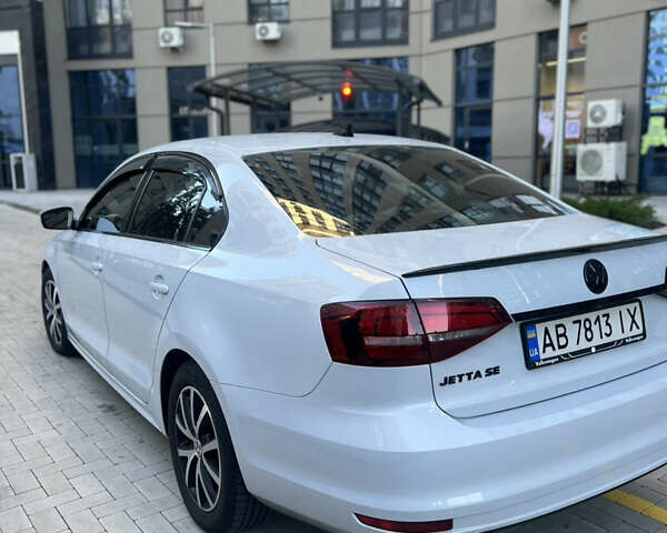 Фольксваген Джетта 2016 в Ирпене на Automoto.ua Серый Фольксваген Джетта, объемом двигателя 1.4 л и пробегом 193 тыс. км за 10000 $, фото 4 на Automoto.ua