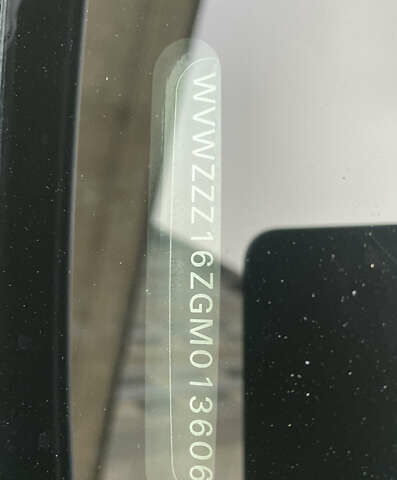 Серый Фольксваген Джетта, объемом двигателя 1.6 л и пробегом 224 тыс. км за 11500 $, фото 2 на Automoto.ua