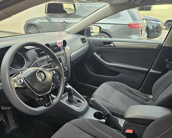 Сірий Фольксваген Джетта, об'ємом двигуна 1.4 л та пробігом 80 тис. км за 10499 $, фото 28 на Automoto.ua