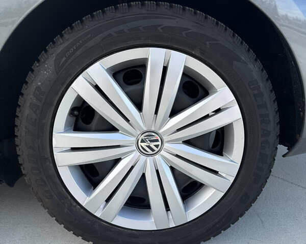 Фольксваген Джетта 2016 у Києві на Automoto.ua Сірий Фольксваген Джетта, об'ємом двигуна 1.4 л та пробігом 150 тис. км за 10000 $, фото 16 на Automoto.ua