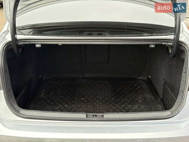 Серый Фольксваген Джетта, объемом двигателя 1.6 л и пробегом 190 тыс. км за 12500 $, фото 20 на Automoto.ua