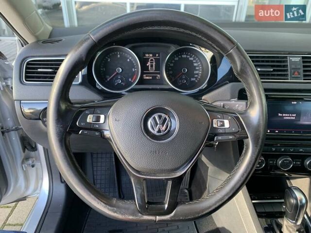 Сірий Фольксваген Джетта, об'ємом двигуна 1.6 л та пробігом 144 тис. км за 13000 $, фото 16 на Automoto.ua