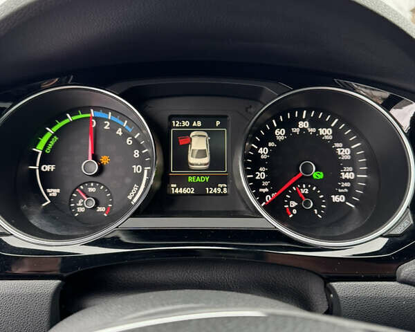 Сірий Фольксваген Джетта, об'ємом двигуна 1.39 л та пробігом 144 тис. км за 11999 $, фото 11 на Automoto.ua