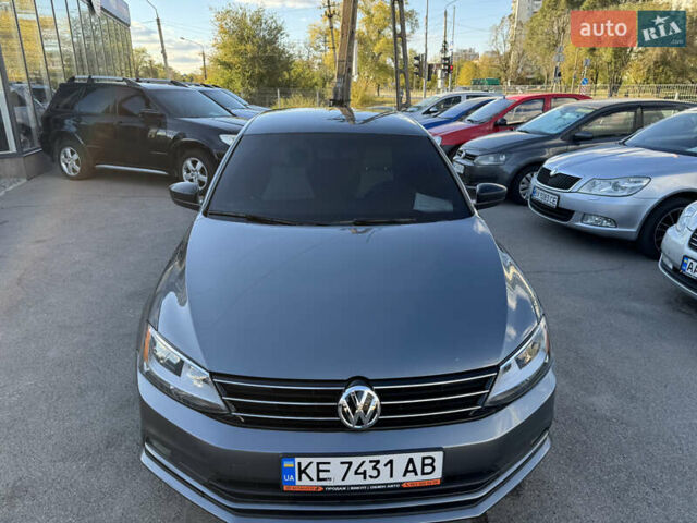 Фольксваген Джетта 2016 в Запорожье на Automoto.ua Серый Фольксваген Джетта, объемом двигателя 1.8 л и пробегом 210 тыс. км за 9999 $, фото 13 на Automoto.ua