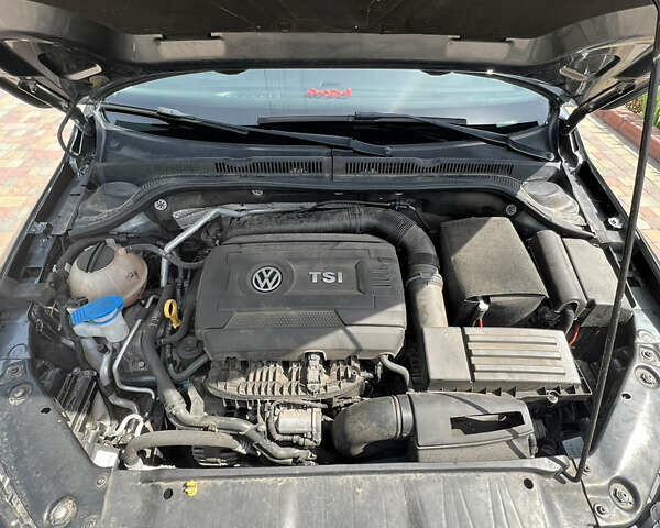 Фольксваген Джетта 2016 в Миргороде на Automoto.ua Серый Фольксваген Джетта, объемом двигателя 1.8 л и пробегом 129 тыс. км за 9500 $, фото 3 на Automoto.ua