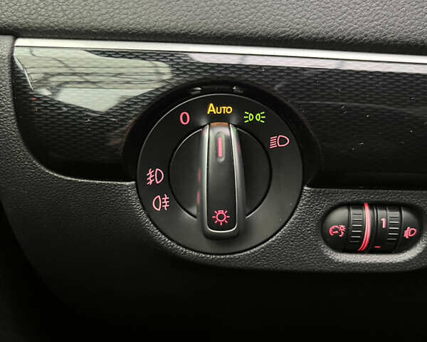 Серый Фольксваген Джетта, объемом двигателя 1.6 л и пробегом 213 тыс. км за 9700 $, фото 14 на Automoto.ua