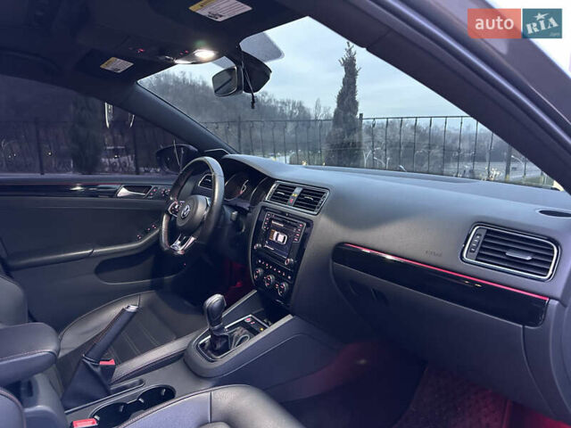 Серый Фольксваген Джетта, объемом двигателя 2 л и пробегом 188 тыс. км за 14500 $, фото 33 на Automoto.ua