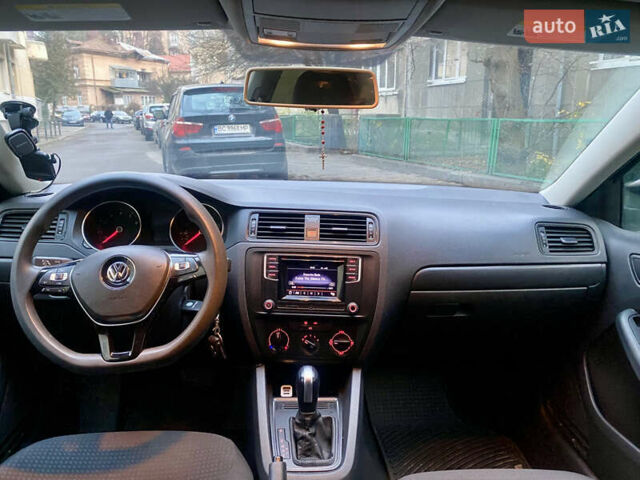 Серый Фольксваген Джетта, объемом двигателя 1.4 л и пробегом 99 тыс. км за 9400 $, фото 8 на Automoto.ua
