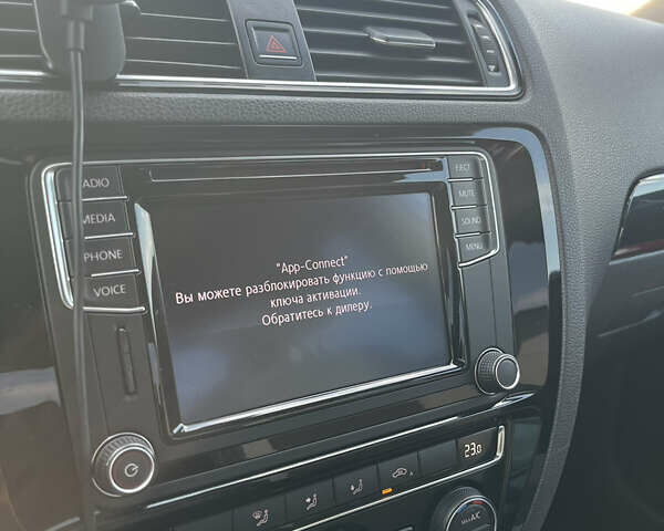 Сірий Фольксваген Джетта, об'ємом двигуна 1.6 л та пробігом 130 тис. км за 14999 $, фото 13 на Automoto.ua