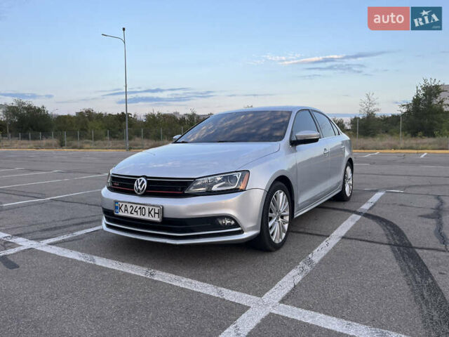 Сірий Фольксваген Джетта, об'ємом двигуна 1.8 л та пробігом 164 тис. км за 12000 $, фото 9 на Automoto.ua