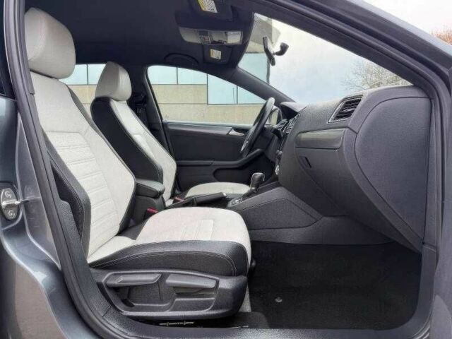 Сірий Фольксваген Джетта, об'ємом двигуна 1.8 л та пробігом 119 тис. км за 2500 $, фото 13 на Automoto.ua