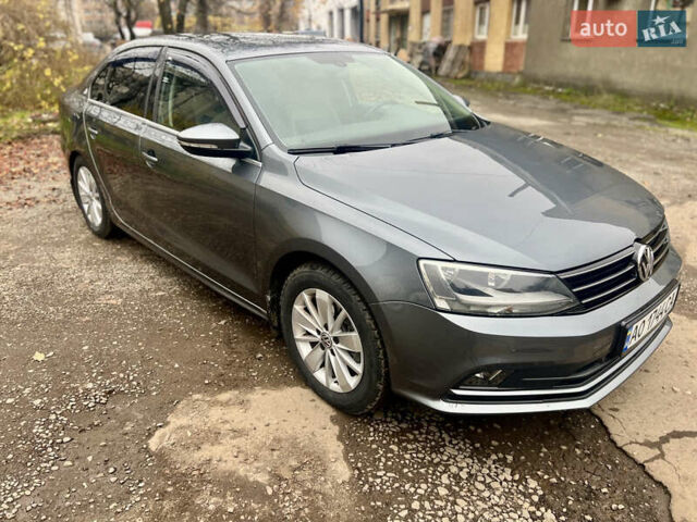 Серый Фольксваген Джетта, объемом двигателя 1.6 л и пробегом 224 тыс. км за 11500 $, фото 14 на Automoto.ua