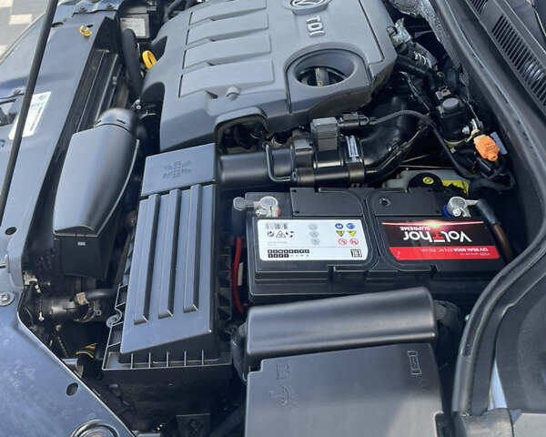 Серый Фольксваген Джетта, объемом двигателя 1.6 л и пробегом 188 тыс. км за 11500 $, фото 19 на Automoto.ua