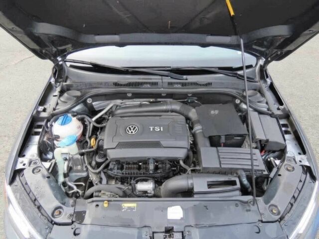 Серый Фольксваген Джетта, объемом двигателя 1.8 л и пробегом 75 тыс. км за 2200 $, фото 14 на Automoto.ua