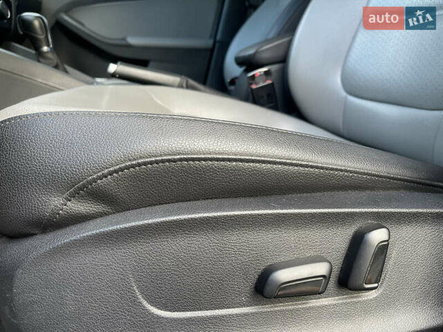 Серый Фольксваген Джетта, объемом двигателя 1.39 л и пробегом 130 тыс. км за 12500 $, фото 15 на Automoto.ua