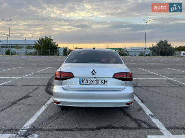 Сірий Фольксваген Джетта, об'ємом двигуна 1.8 л та пробігом 164 тис. км за 12000 $, фото 6 на Automoto.ua