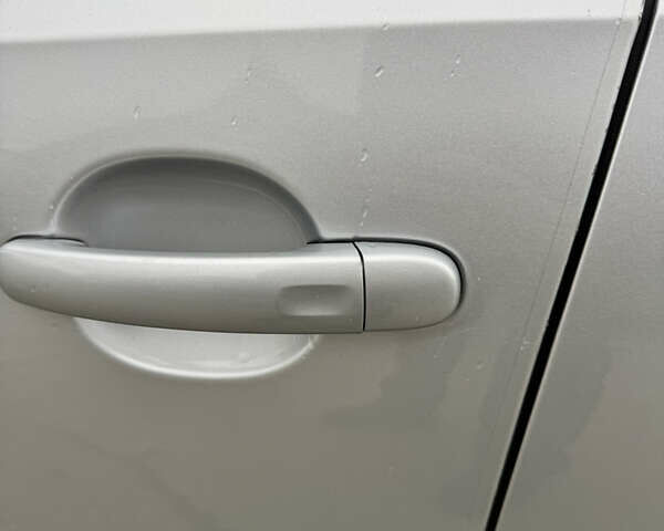 Сірий Фольксваген Джетта, об'ємом двигуна 1.39 л та пробігом 144 тис. км за 11999 $, фото 8 на Automoto.ua