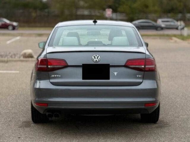 Сірий Фольксваген Джетта, об'ємом двигуна 1.8 л та пробігом 119 тис. км за 2500 $, фото 5 на Automoto.ua