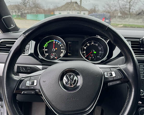 Сірий Фольксваген Джетта, об'ємом двигуна 1.39 л та пробігом 144 тис. км за 11999 $, фото 12 на Automoto.ua