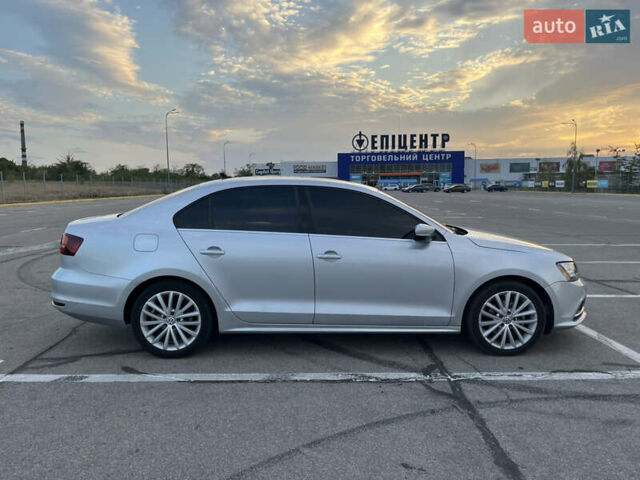 Сірий Фольксваген Джетта, об'ємом двигуна 1.8 л та пробігом 164 тис. км за 12000 $, фото 4 на Automoto.ua
