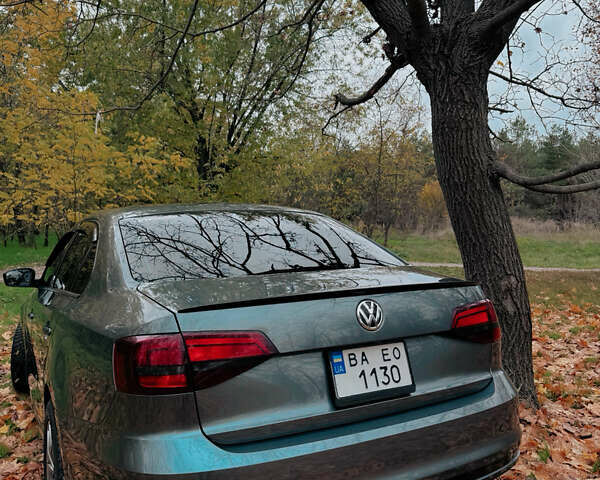 Фольксваген Джетта 2017 в Кременчуге на Automoto.ua Серый Фольксваген Джетта, объемом двигателя 1.4 л и пробегом 92 тыс. км за 13100 $, фото 6 на Automoto.ua