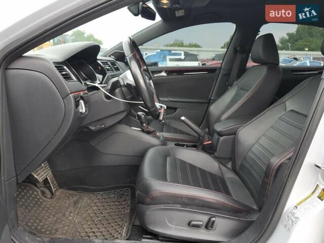 Сірий Фольксваген Джетта, об'ємом двигуна 2 л та пробігом 155 тис. км за 2500 $, фото 6 на Automoto.ua