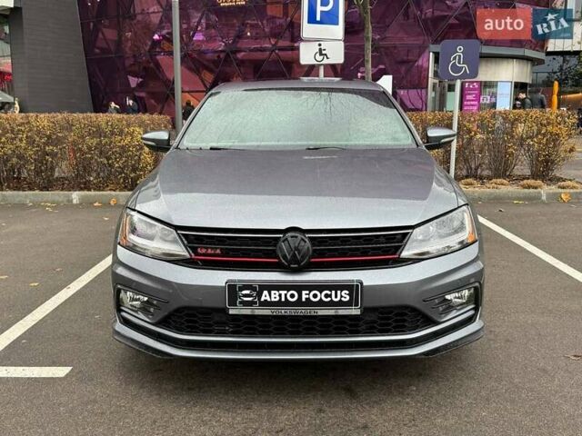 Серый Фольксваген Джетта, объемом двигателя 1.98 л и пробегом 185 тыс. км за 12490 $, фото 2 на Automoto.ua