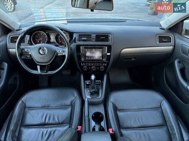 Сірий Фольксваген Джетта, об'ємом двигуна 0 л та пробігом 188 тис. км за 13400 $, фото 53 на Automoto.ua