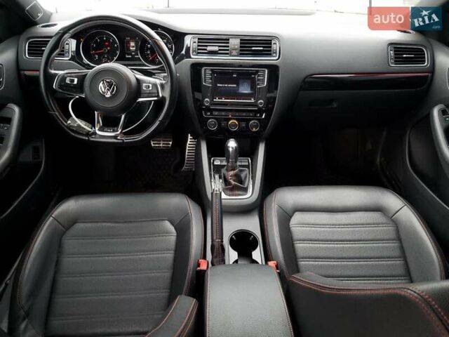 Сірий Фольксваген Джетта, об'ємом двигуна 2 л та пробігом 155 тис. км за 2500 $, фото 7 на Automoto.ua