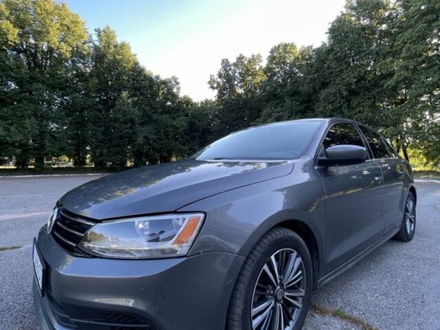 Сірий Фольксваген Джетта, об'ємом двигуна 1.4 л та пробігом 202 тис. км за 8850 $, фото 1 на Automoto.ua