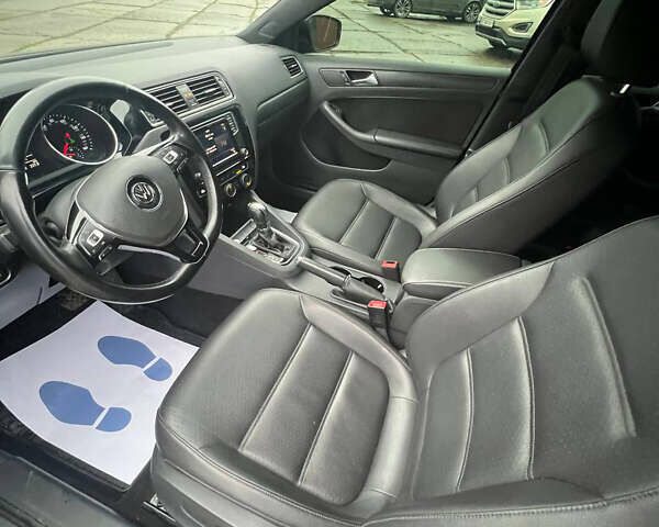 Серый Фольксваген Джетта, объемом двигателя 1.8 л и пробегом 126 тыс. км за 10900 $, фото 18 на Automoto.ua