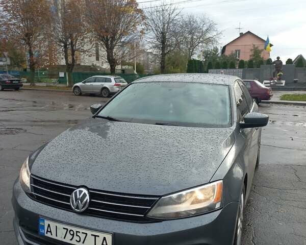 Фольксваген Джетта 2017 в Фастове на Automoto.ua Серый Фольксваген Джетта, объемом двигателя 1.4 л и пробегом 195 тыс. км за 11000 $, фото 1 на Automoto.ua