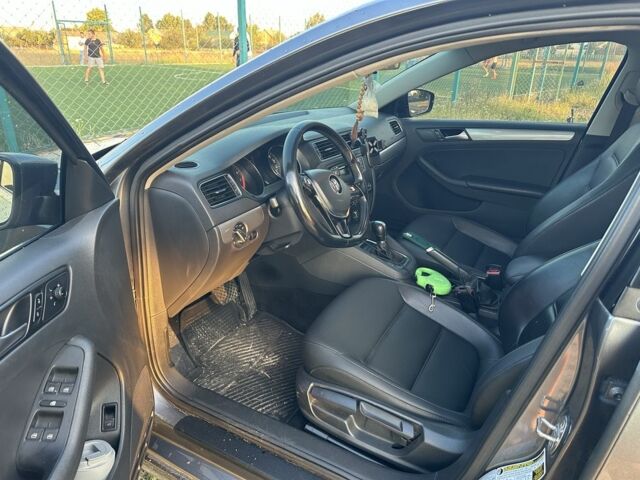 Сірий Фольксваген Джетта, об'ємом двигуна 1.4 л та пробігом 149 тис. км за 11500 $, фото 3 на Automoto.ua