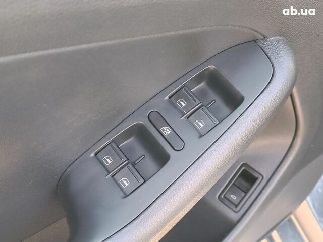 Серый Фольксваген Джетта, объемом двигателя 1.4 л и пробегом 86 тыс. км за 10890 $, фото 21 на Automoto.ua