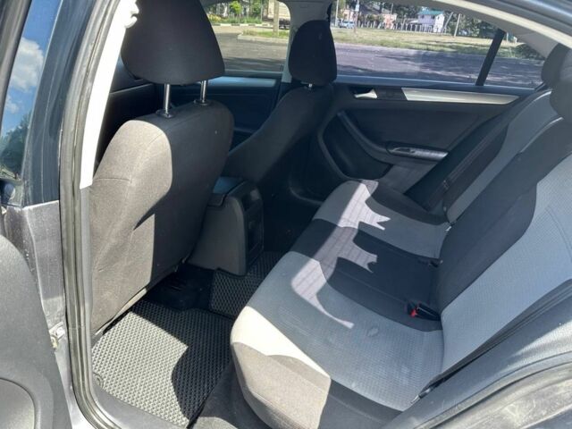 Серый Фольксваген Джетта, объемом двигателя 1.4 л и пробегом 190 тыс. км за 5700 $, фото 6 на Automoto.ua