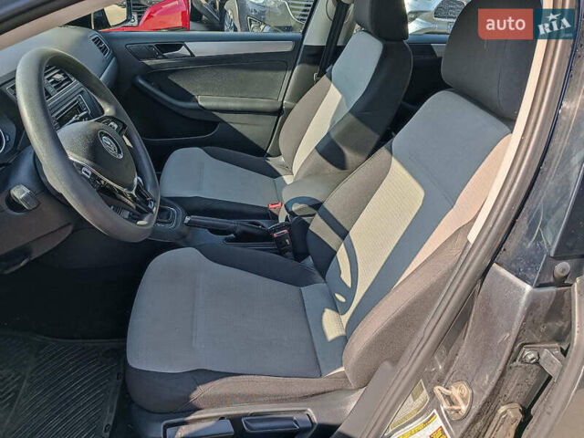 Сірий Фольксваген Джетта, об'ємом двигуна 1.4 л та пробігом 86 тис. км за 10890 $, фото 18 на Automoto.ua