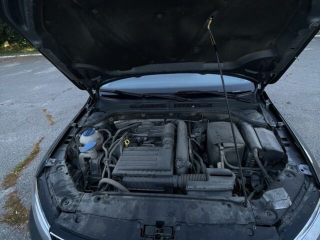 Сірий Фольксваген Джетта, об'ємом двигуна 1.4 л та пробігом 202 тис. км за 8850 $, фото 11 на Automoto.ua