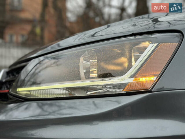 Серый Фольксваген Джетта, объемом двигателя 2 л и пробегом 105 тыс. км за 13800 $, фото 9 на Automoto.ua