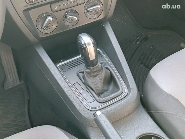 Серый Фольксваген Джетта, объемом двигателя 1.4 л и пробегом 86 тыс. км за 10890 $, фото 17 на Automoto.ua