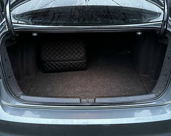 Серый Фольксваген Джетта, объемом двигателя 1.4 л и пробегом 88 тыс. км за 11000 $, фото 1 на Automoto.ua